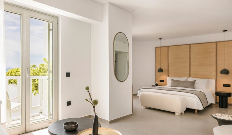 Premium suite with plunge pool (2)